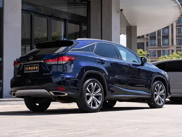 Lexus RX 2022