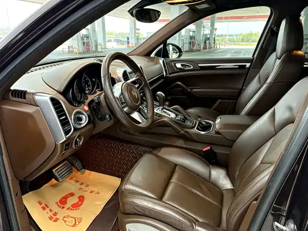 Porsche Cayenne 2016