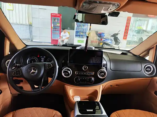 Mercedes-Benz V-Class 2020