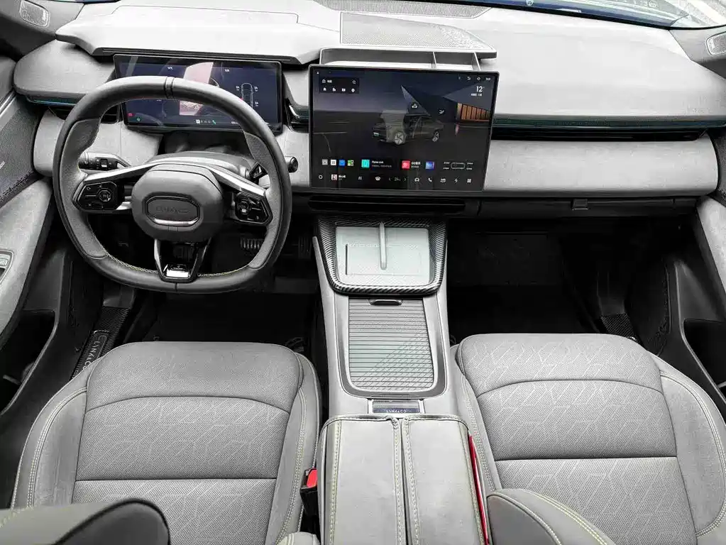 Lynk & Co 08 EM-P 2024 — фото 7