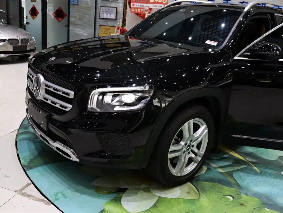 Mercedes-Benz GLB 2023 — фото 23