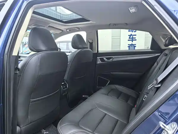 Geely GL 2019