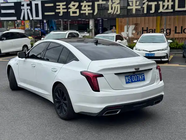 Cadillac CT5 2022