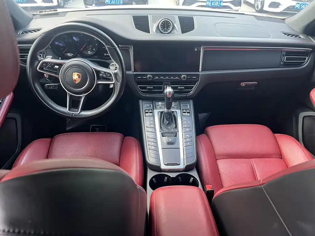 Porsche Macan 2018