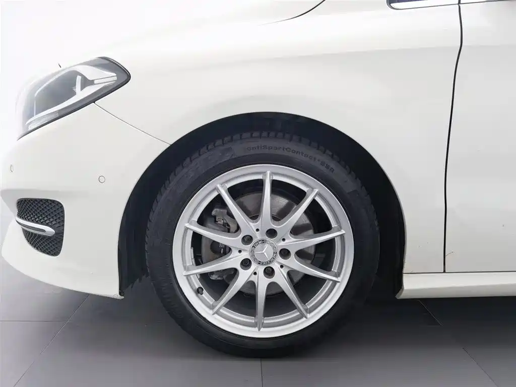 Mercedes-Benz B-Class 2015 — фото 17