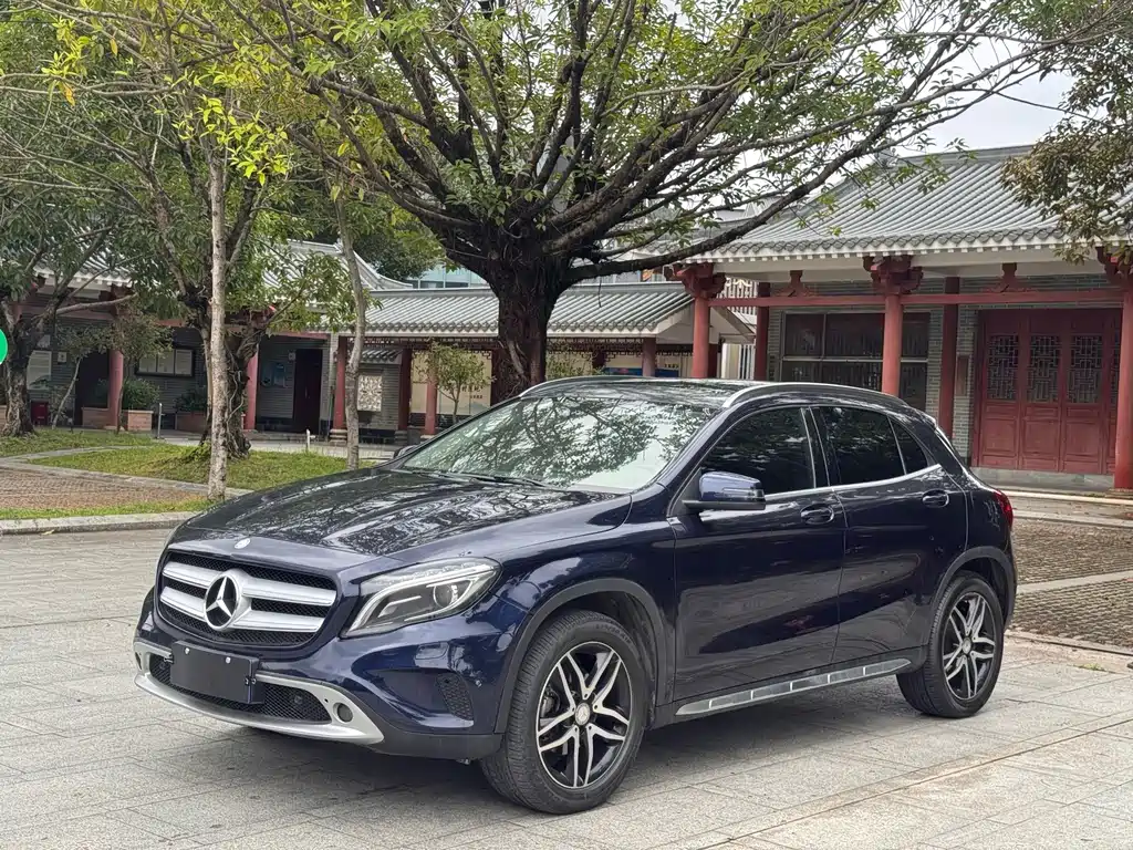 Mercedes-Benz GLA 2017 — фото 1