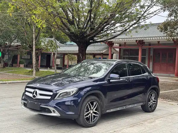 Mercedes-Benz GLA 2017