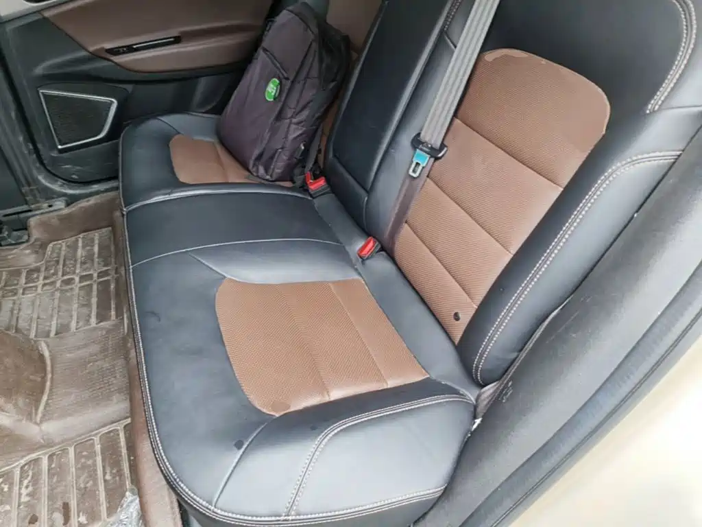 Geely Emgrand GS 2017 — фото 17