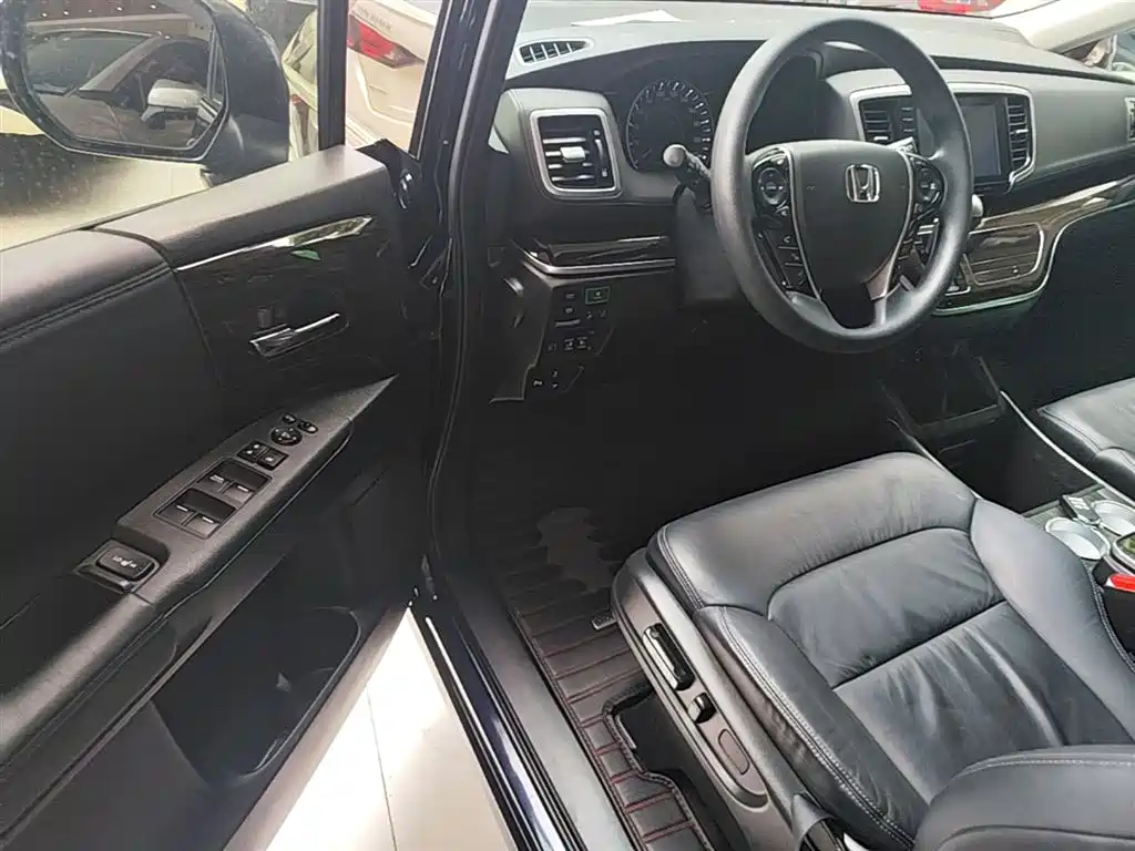 Honda Odyssey 2020 — фото 16