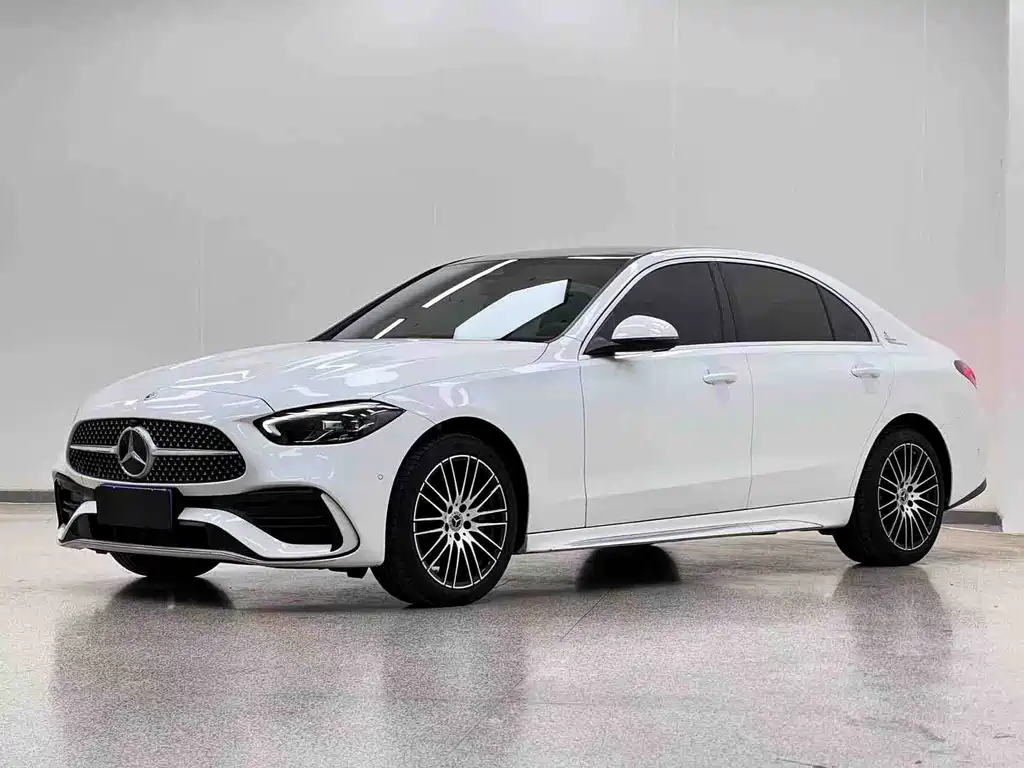 Mercedes-Benz C-Class 2024 — фото 1