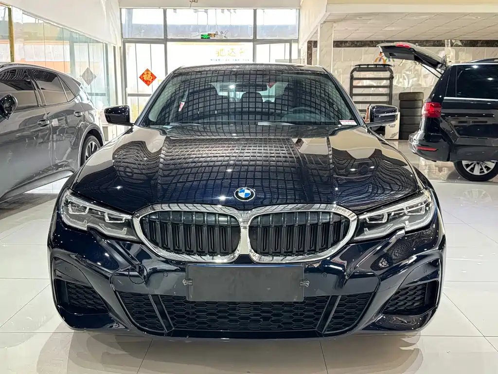 BMW 3 Series 2022