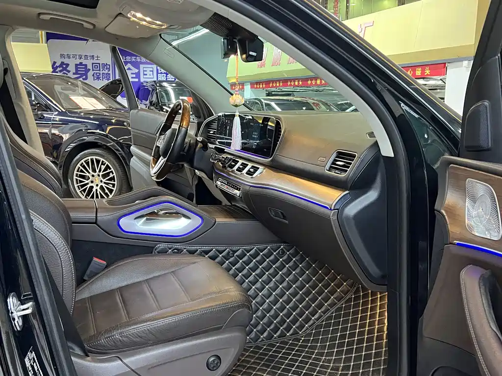 Mercedes-Benz GLS 2021 — фото 9