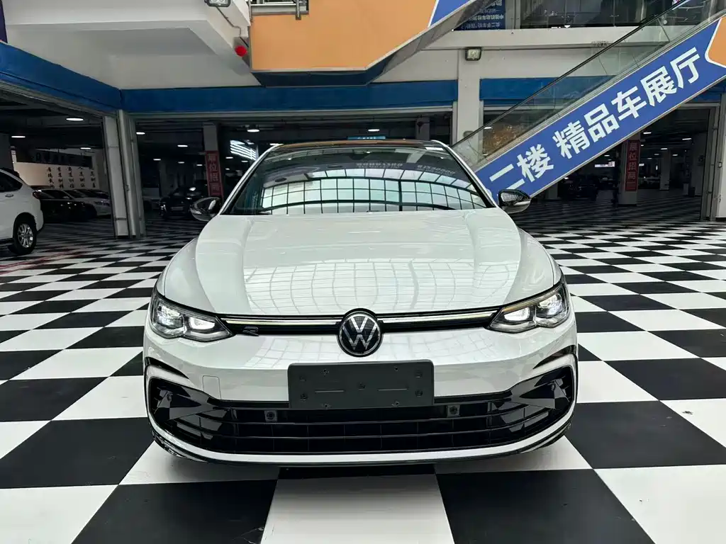 Volkswagen Golf 2022