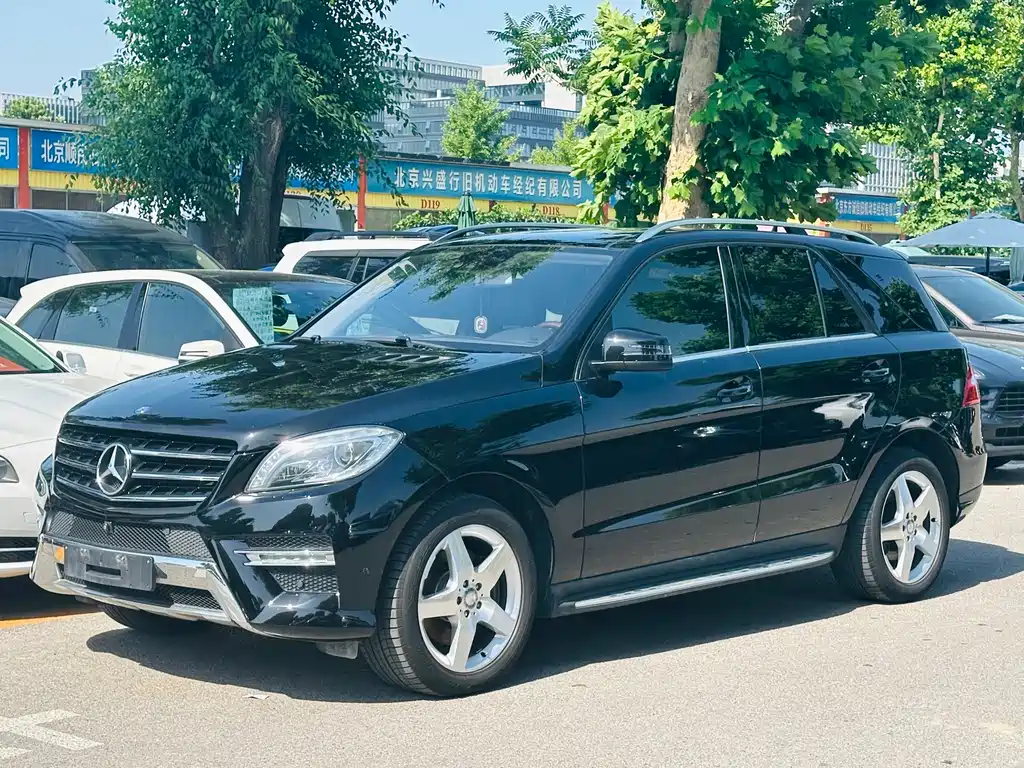 Mercedes-Benz M-Class 2014