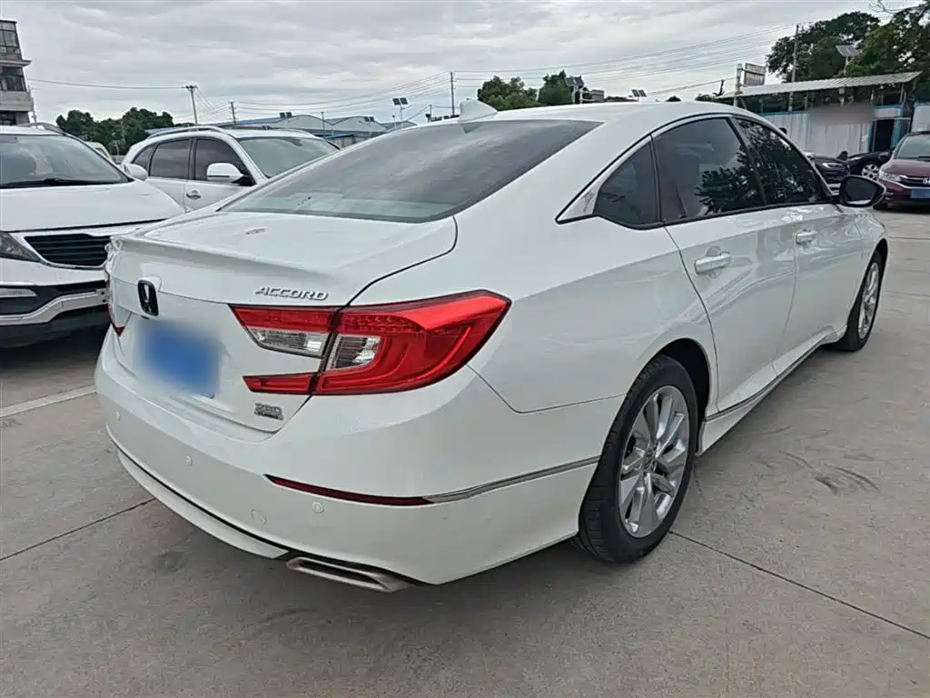 Honda Accord 2021 — фото 7