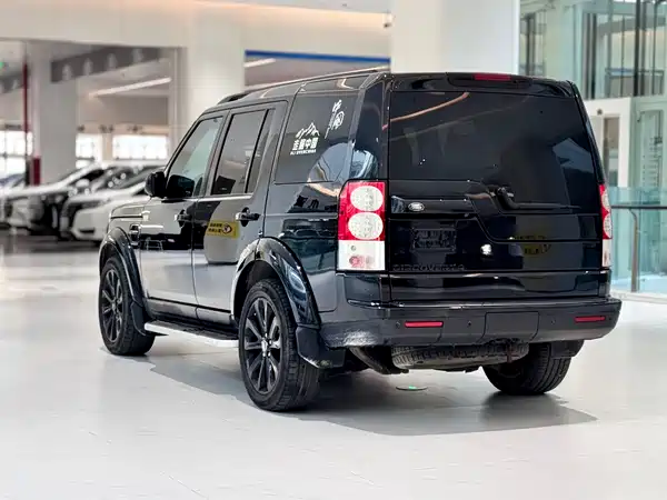 Land Rover Discovery 2011