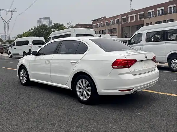 Volkswagen Lavida 2016