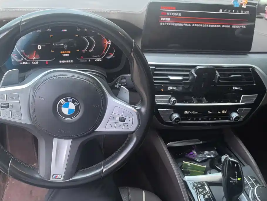 BMW 5 Series 2023 — фото 12
