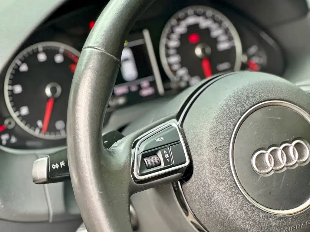 Audi Q5 2017 — фото 28
