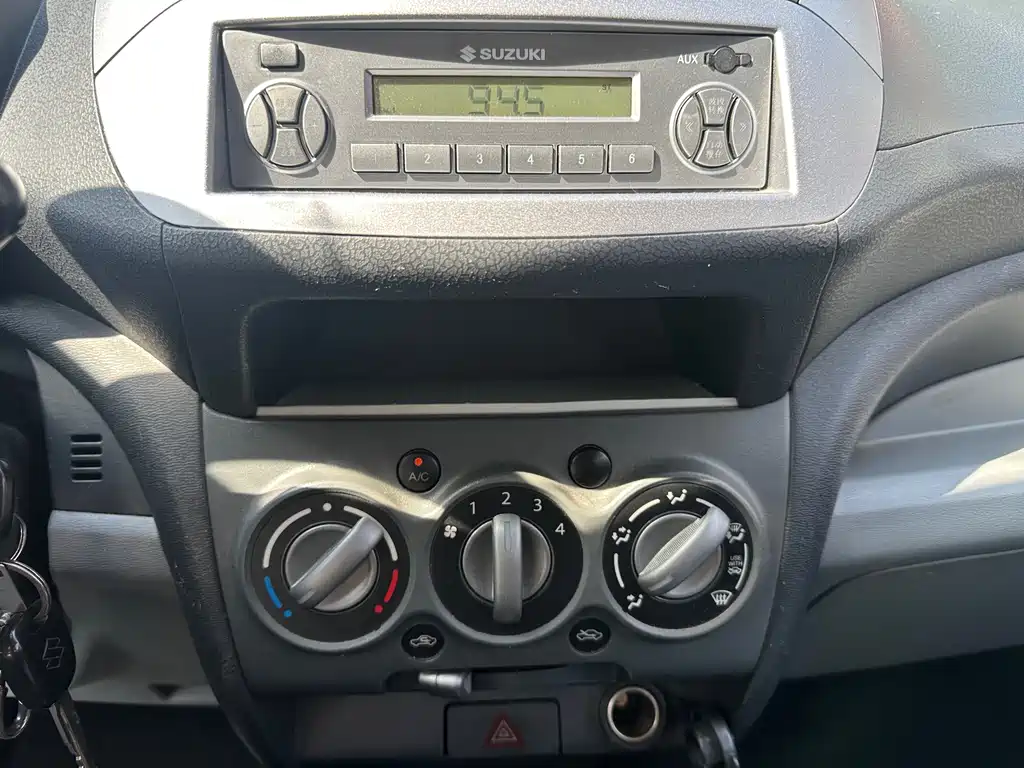 Suzuki Alto 2015 — фото 19