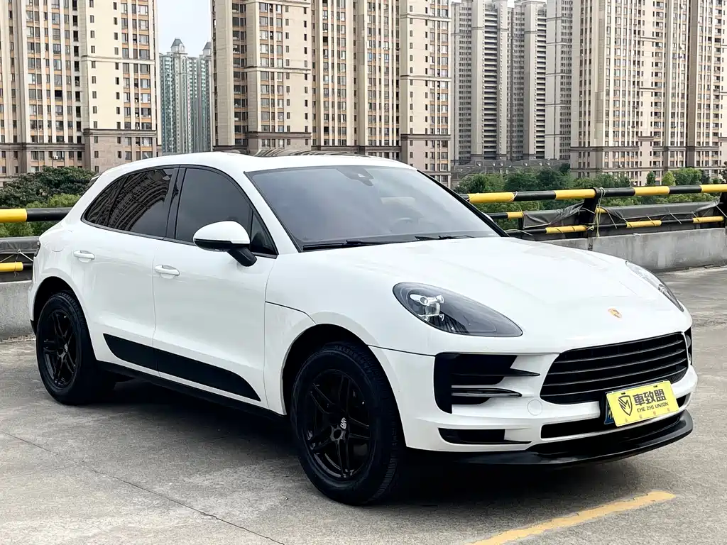 Porsche Macan 2021