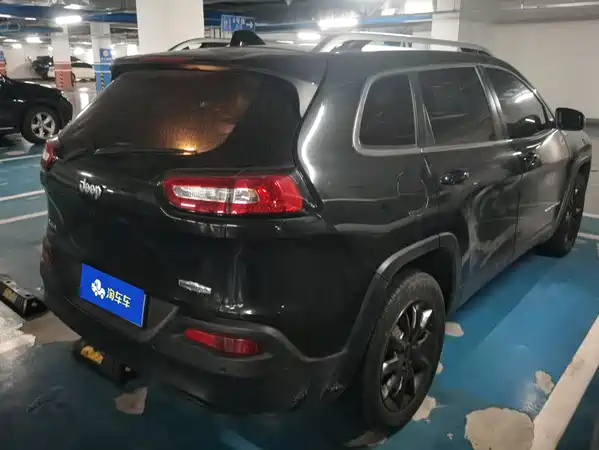 Jeep Cherokee 2015