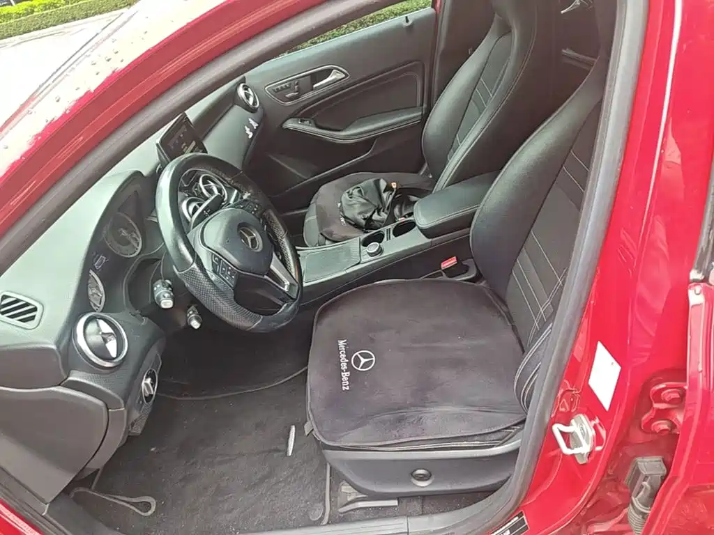 Mercedes-Benz A-Class 2015 — фото 22