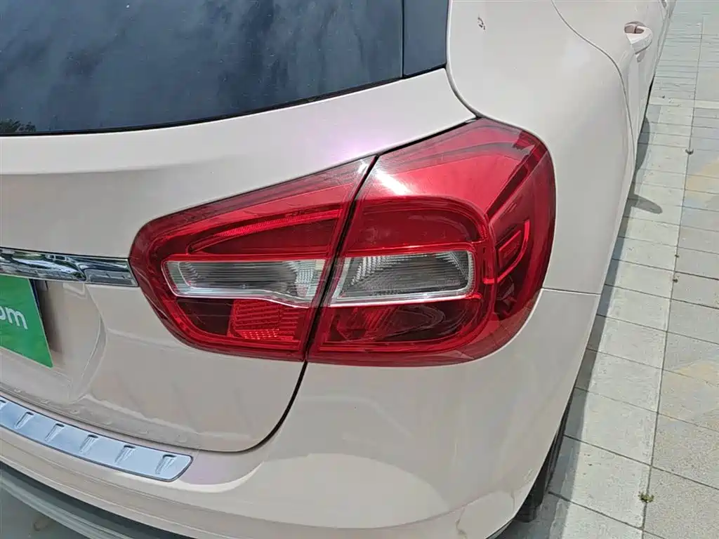 Mercedes-Benz GLA 2017 — фото 8