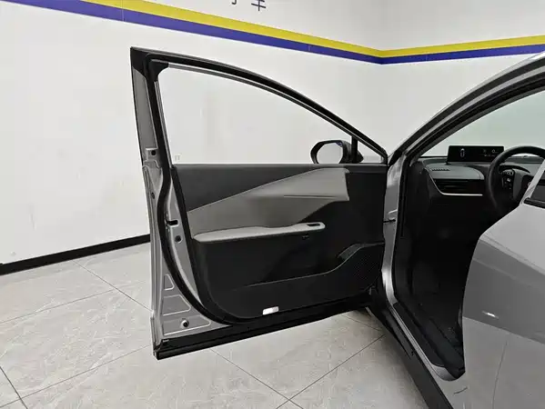 Toyota bZ3 2026