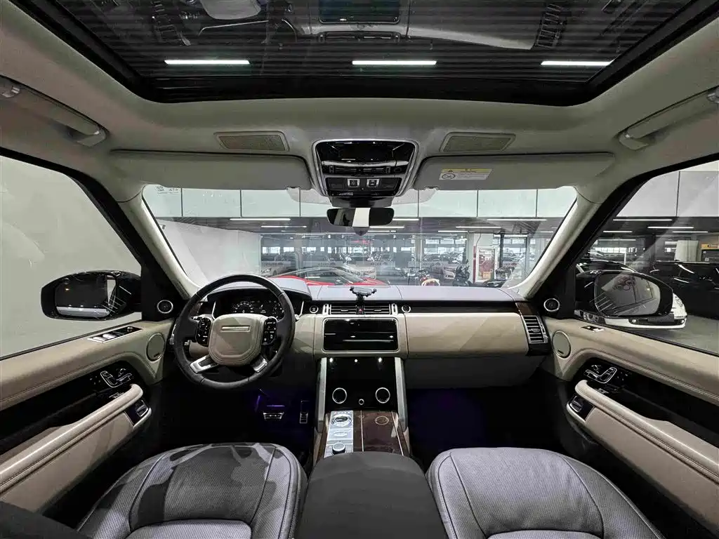 Land Rover Range Rover 2021 — фото 11