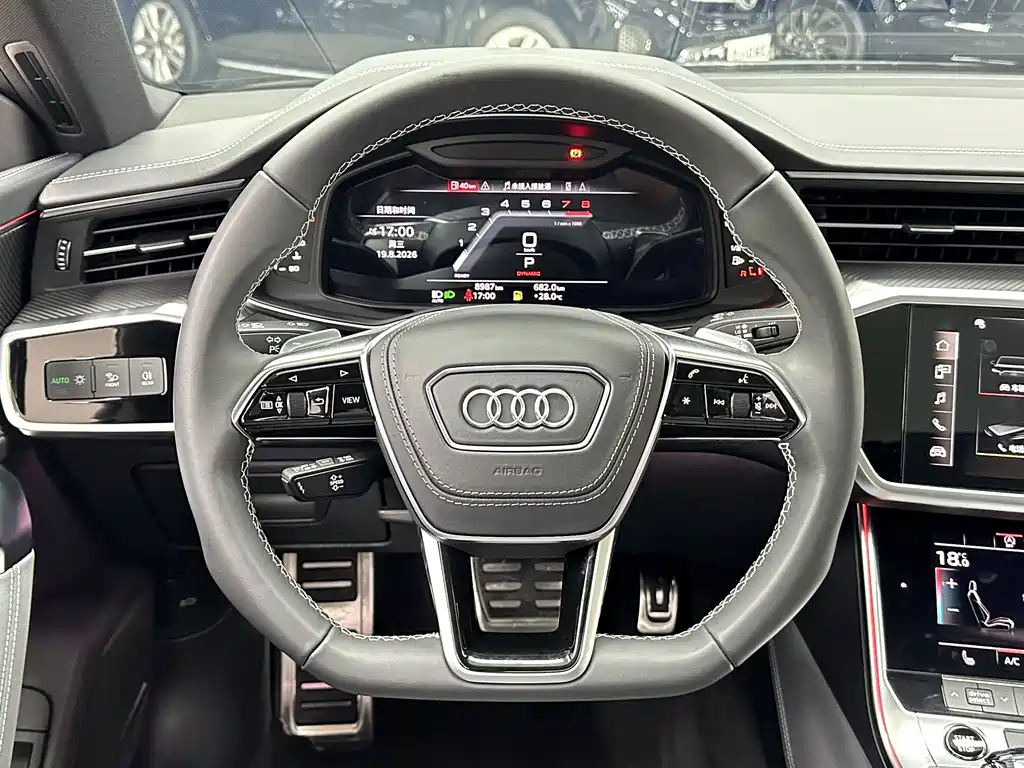Audi A7L 2024 — фото 17
