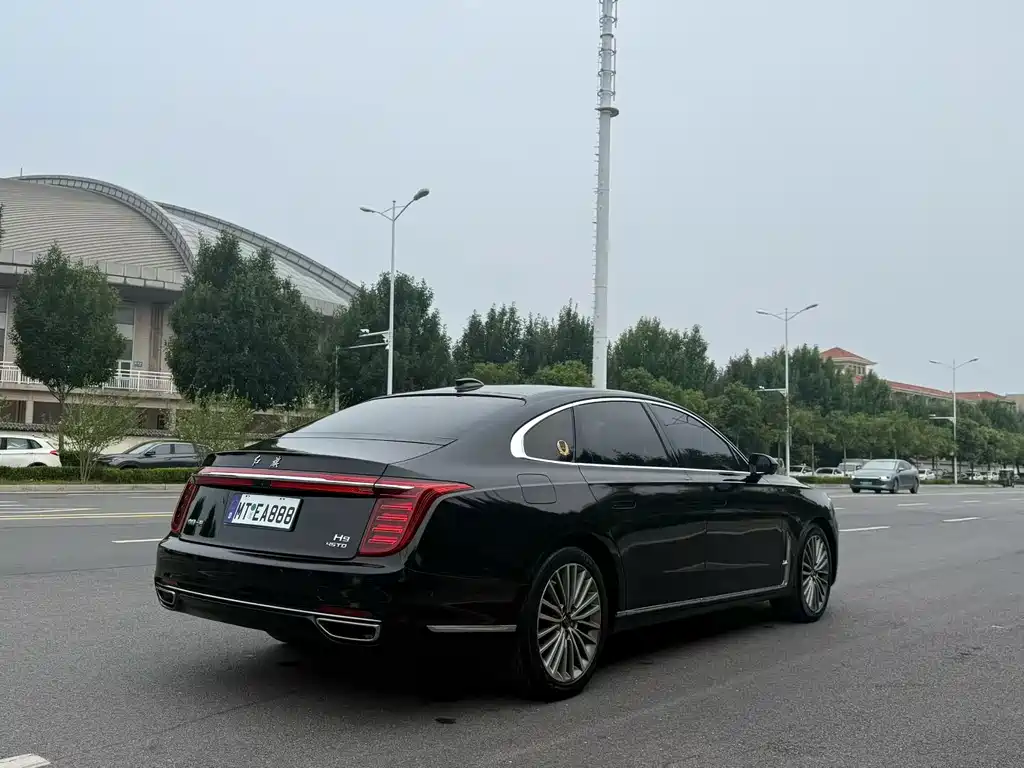 Hongqi H9 2022 — фото 7