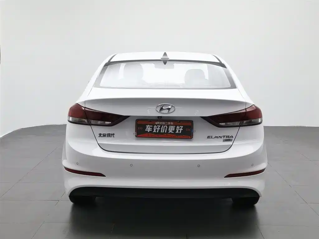 Hyundai Elantra 2017