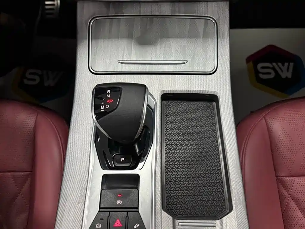 Jetour X70 PLUS 2023 — фото 13