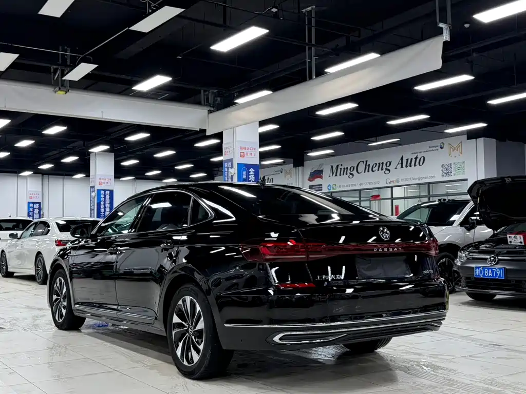 Volkswagen Passat 2022