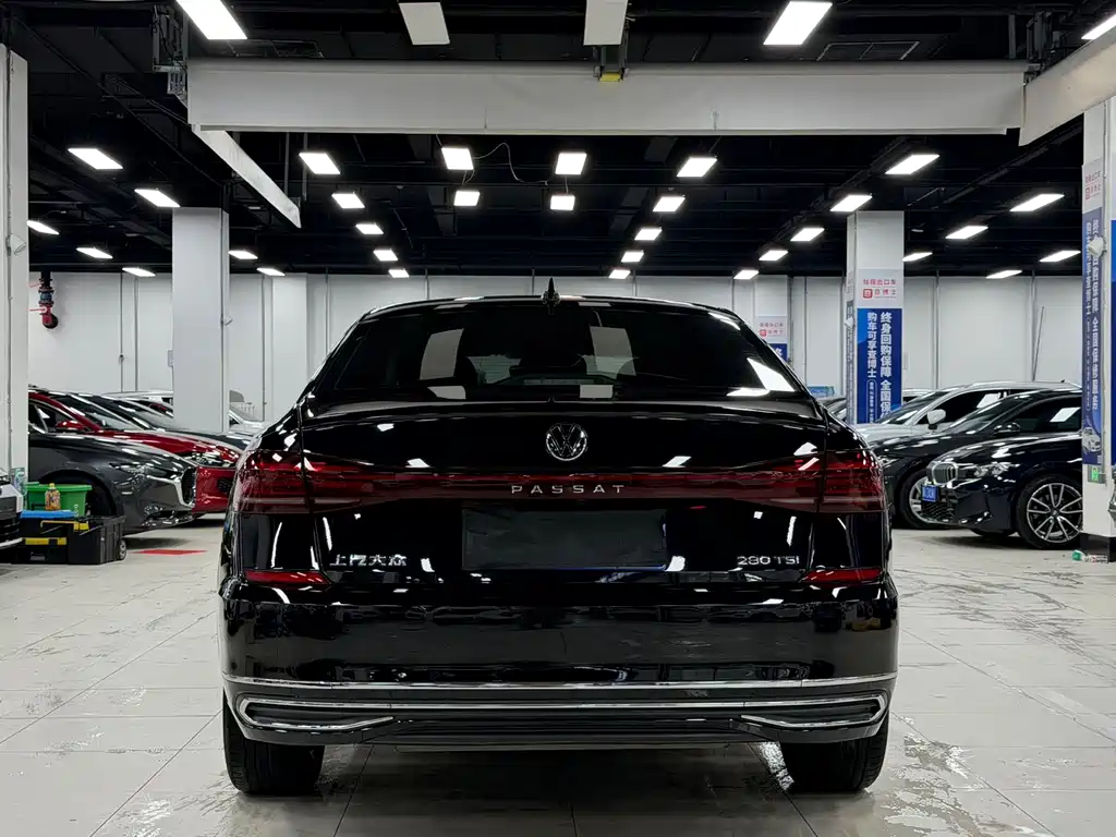 Volkswagen Passat 2022