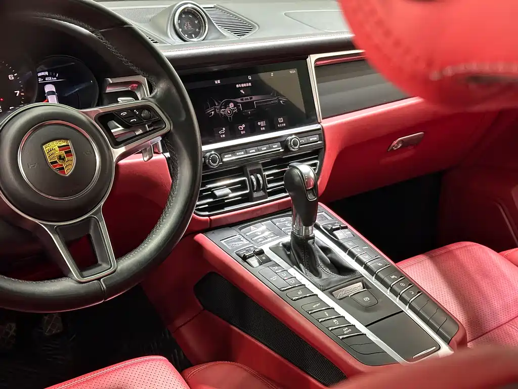 Porsche Macan 2021 — фото 13