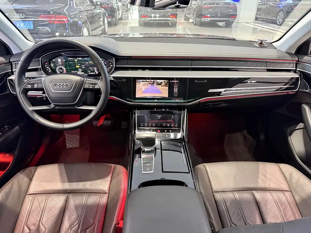 Audi A8 2018 — фото 7