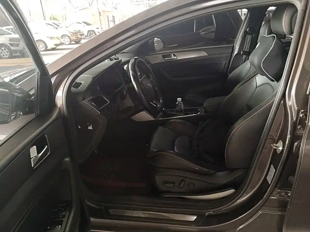Hyundai Sonata 2015 — фото 20