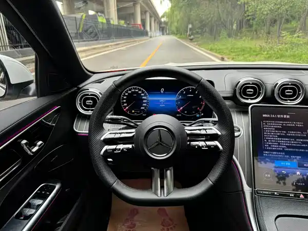 Mercedes-Benz C-Class 2023