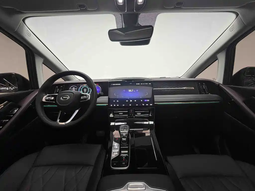 GAC Trumpchi M8 2024 — фото 7
