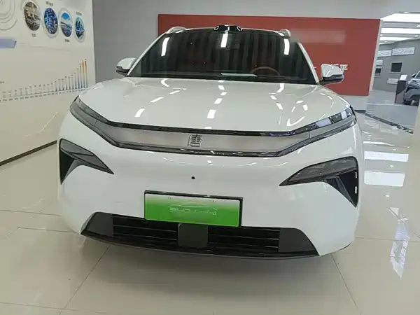 BYD Tang L 2025