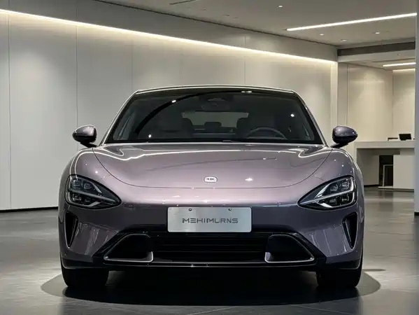 Xiaomi SU7 2025