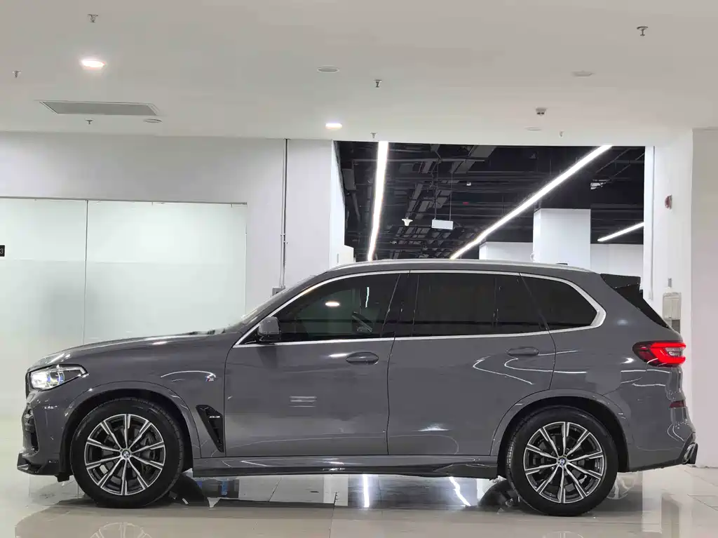 BMW X5 2021 — фото 3