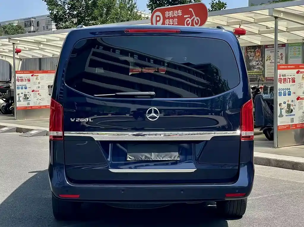 Mercedes-Benz V-Class 2017 — фото 4