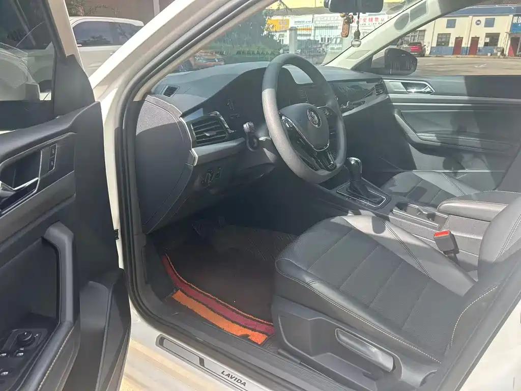Volkswagen Lavida 2020