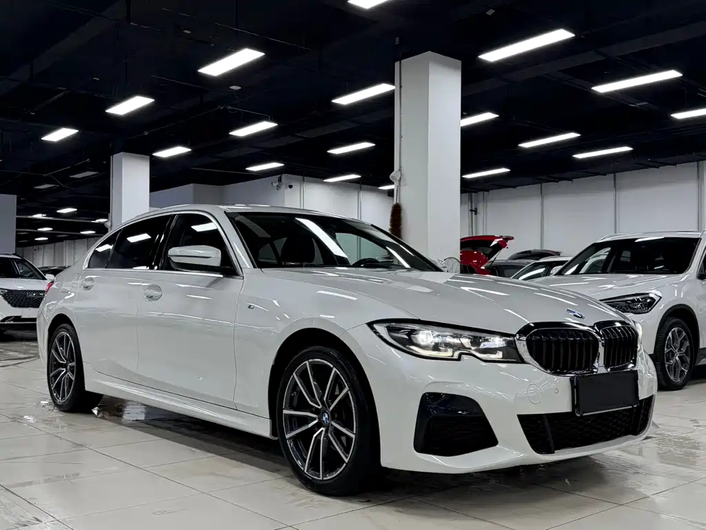 BMW 3 Series 2022