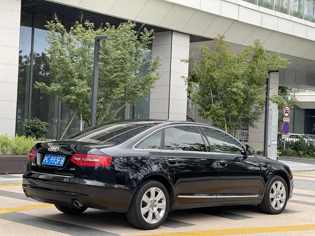 Audi A6L 2011