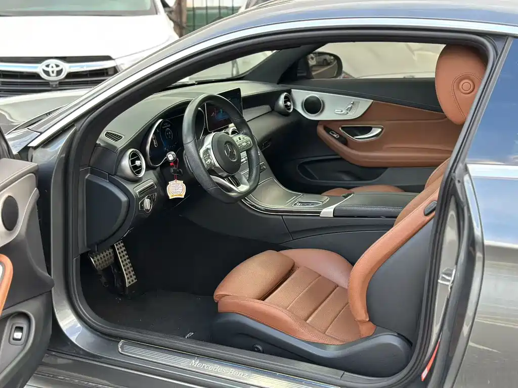 Mercedes-Benz C-Class 2019