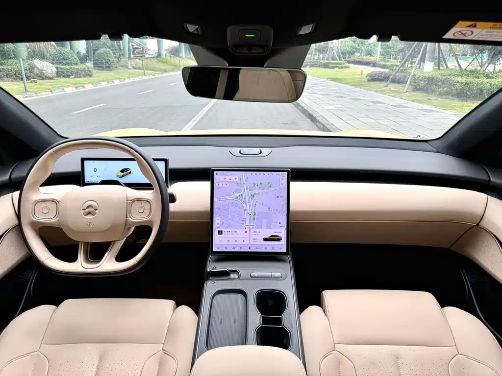 NIO ET5T 2024